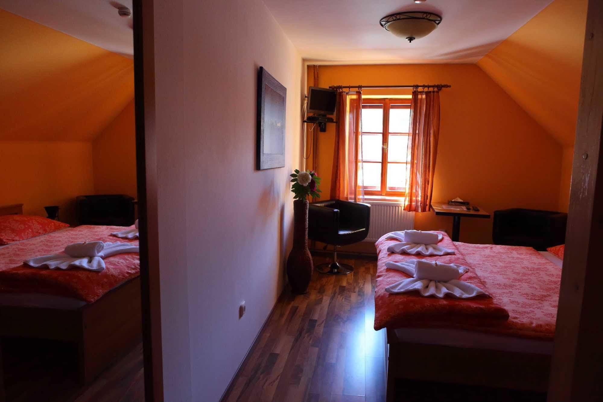 Hotel U Martina - Kocabka Rožmberk nad Vltavou Екстериор снимка